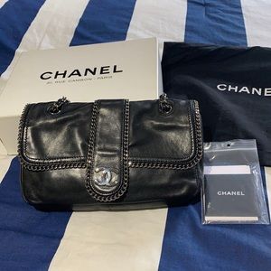 Black Chanel 31.RUE CAMBON -Paris Soft Leather Purse (IT Is Not Quilted) Beauty!